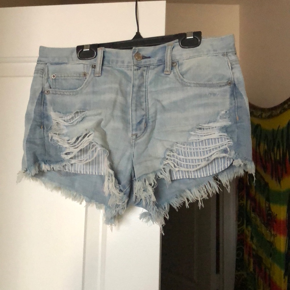 AE shorts